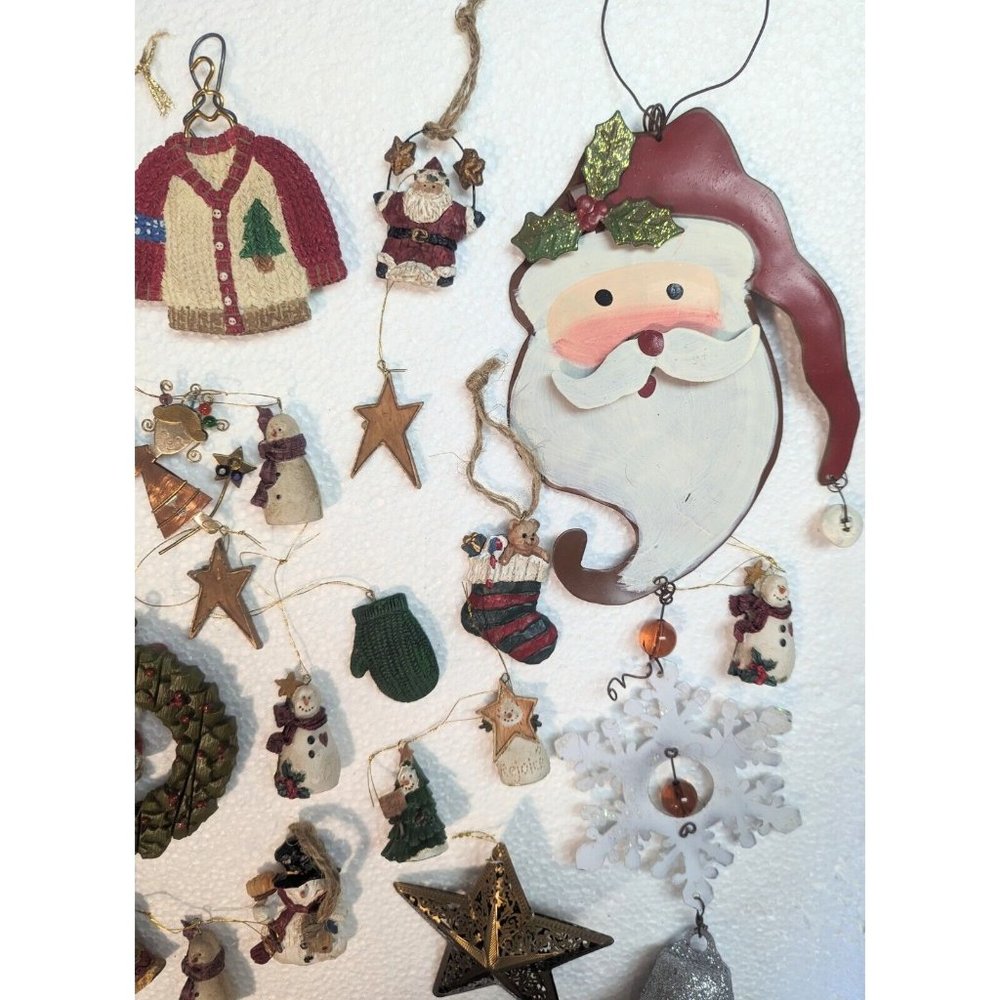Nice Lot Of 20 Primitive Rustic Country Christmas Ornaments Santa Angel & More! - Picture 3 of 7